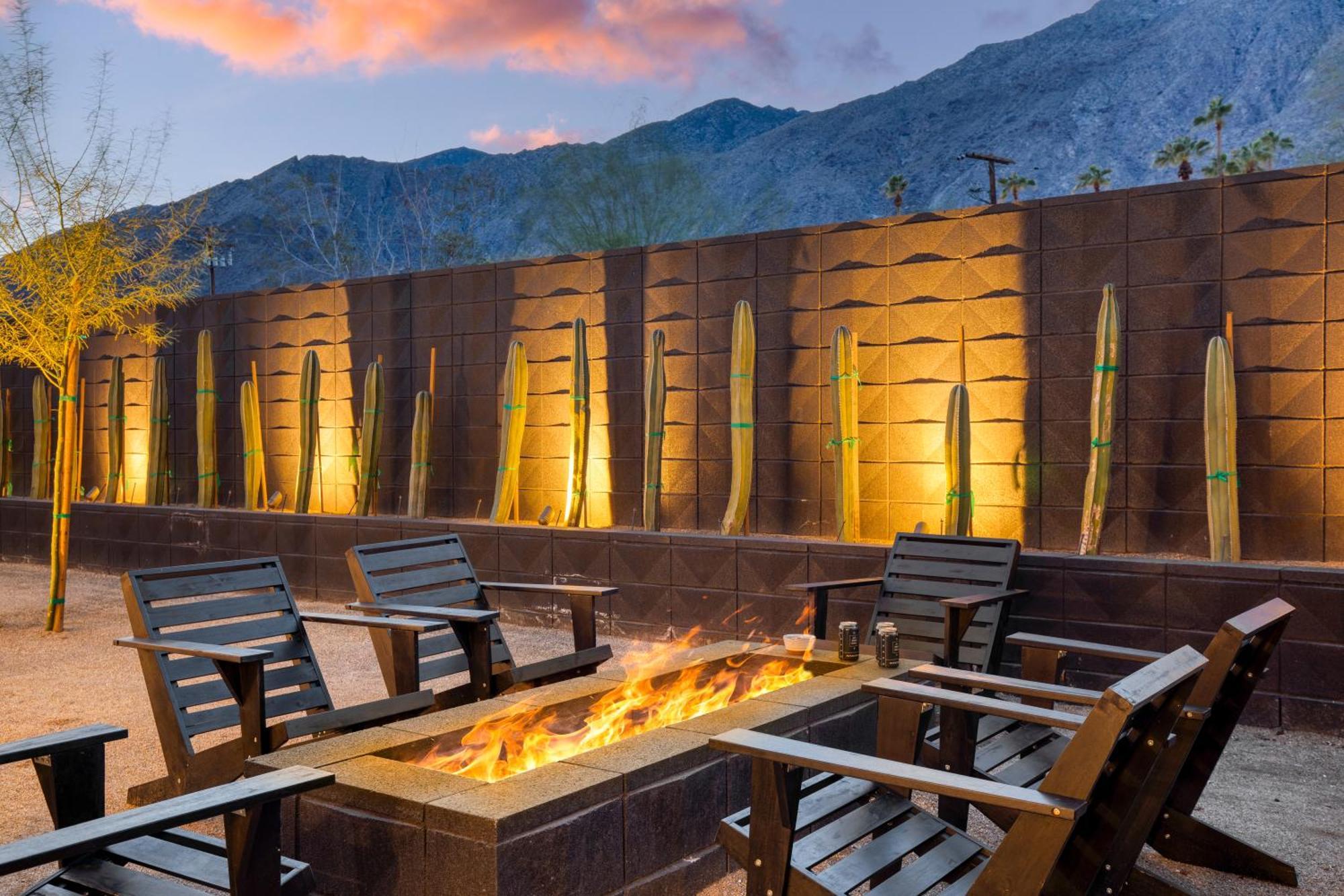 Blackhaus By Avantstay Ada Modern Rooms, Pool & Bbq Palm Springs Dış mekan fotoğraf